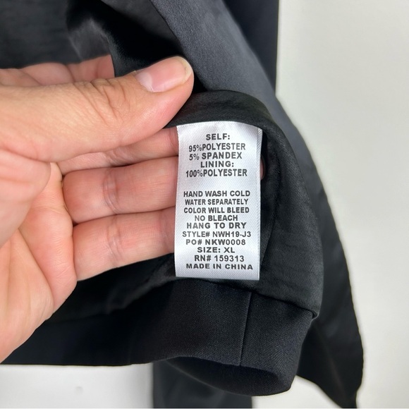 NWT Naked Wardrobe cropped The Statement rhinestone sleeve blazer size: XL - Picture 9 of 11